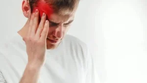 نصائح وزارة الصحة لحماية مرضى الجيوب الأنفية من صداع الطقس البارد